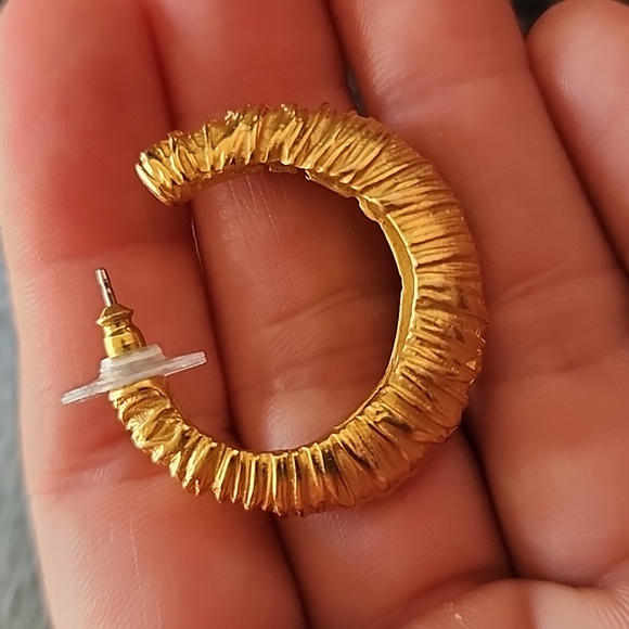 VTG Kenneth Jay Lane earrings - Picture 8 of 10